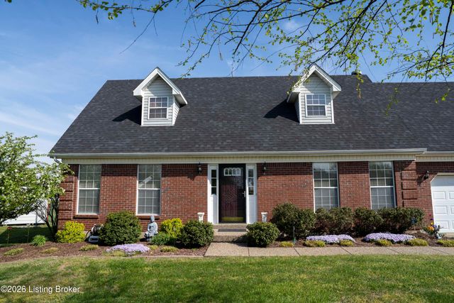 156 Kamp Dr, Mt Washington, KY 40047