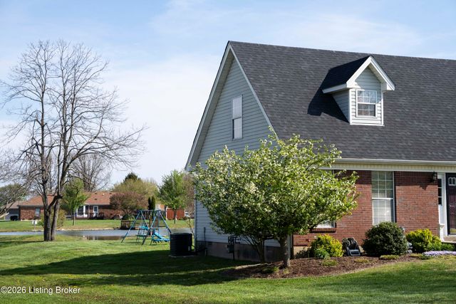 156 Kamp Dr, Mt Washington, KY 40047