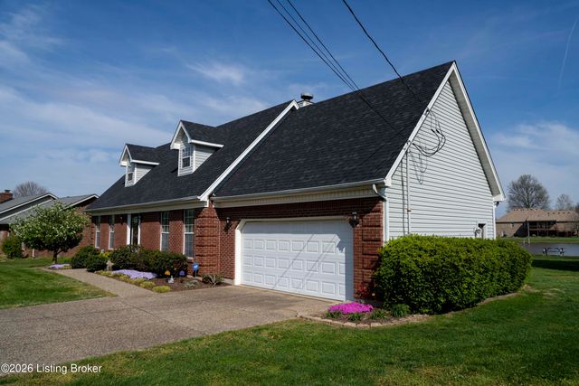 156 Kamp Dr, Mt Washington, KY 40047