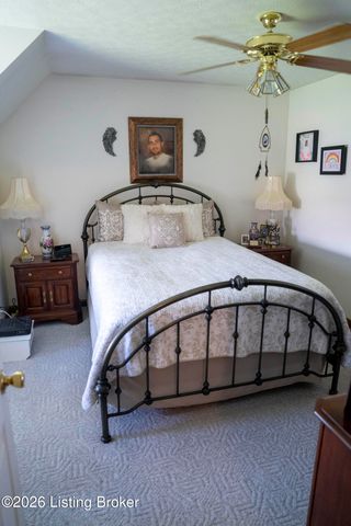 156 Kamp Dr, Mt Washington, KY 40047