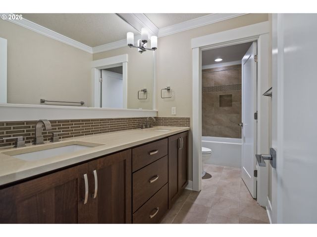 4590 Nw 130TH Ave, Portland, OR 97229