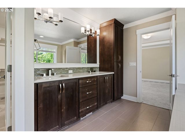 4590 Nw 130TH Ave, Portland, OR 97229