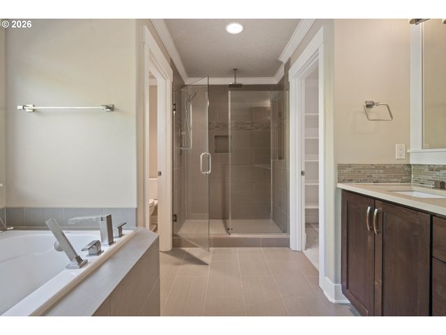 4590 Nw 130TH Ave, Portland, OR 97229