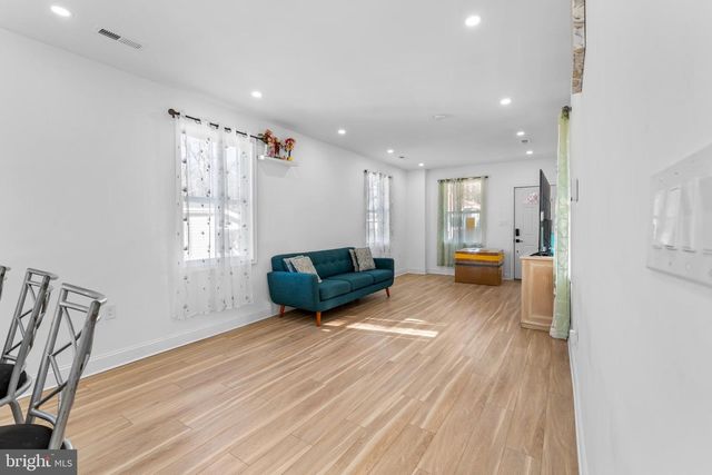 708 62ND AVE, Fairmount Heights, MD 20743