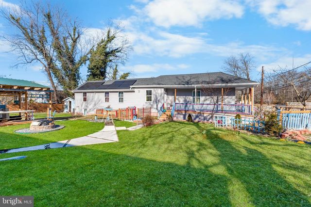 708 62ND AVE, Fairmount Heights, MD 20743