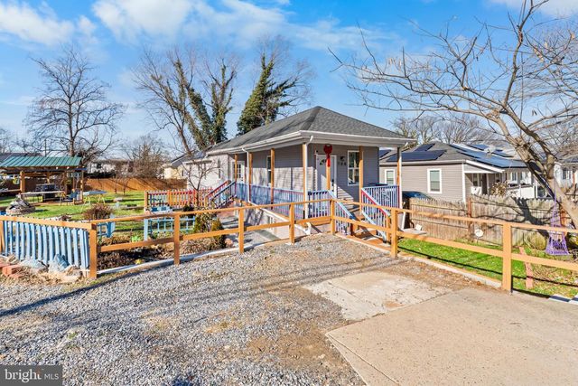 708 62ND AVE, Fairmount Heights, MD 20743