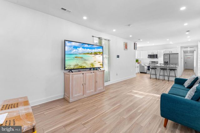 708 62ND AVE, Fairmount Heights, MD 20743