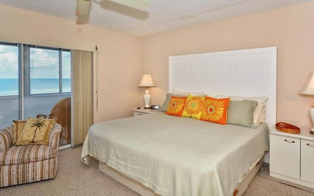 1055 W PEPPERTREE DRIVE 603AA, Sarasota, FL 34242