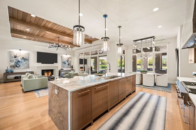 4404 Saddleback Lane, Southlake, TX 76092