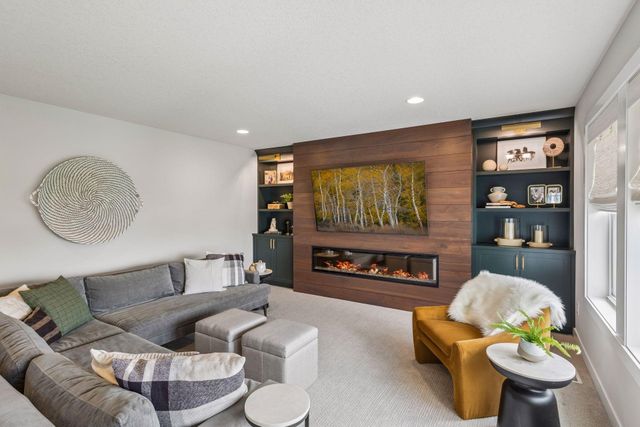 5137 Boulder Lane, Chaska, MN 55318
