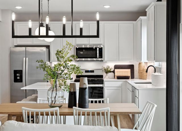 10390 Hadley Avenue S, Cottage Grove, MN 55016