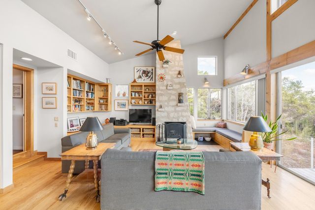 1401 Red Hawk RD, Wimberley, TX 78676