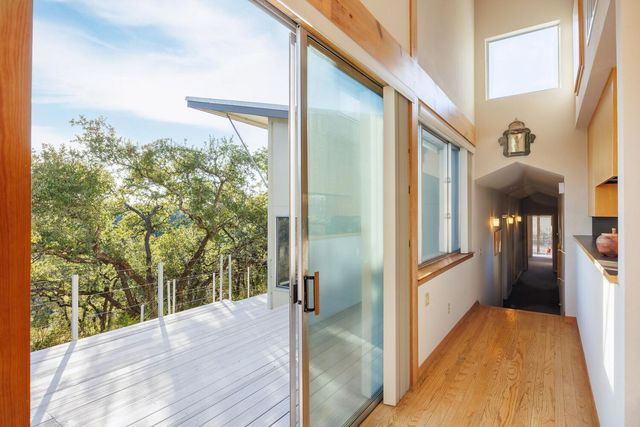 1401 Red Hawk RD, Wimberley, TX 78676