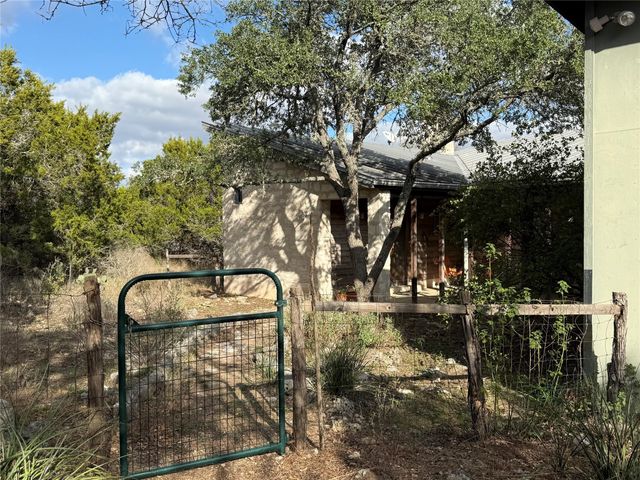 1401 Red Hawk RD, Wimberley, TX 78676