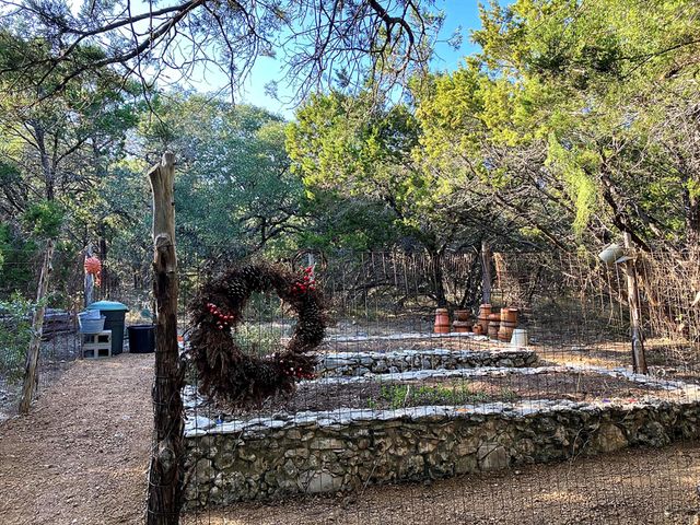 1401 Red Hawk RD, Wimberley, TX 78676