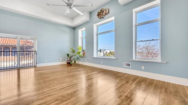 810 S 8th STREET, Manitowoc, WI 54220