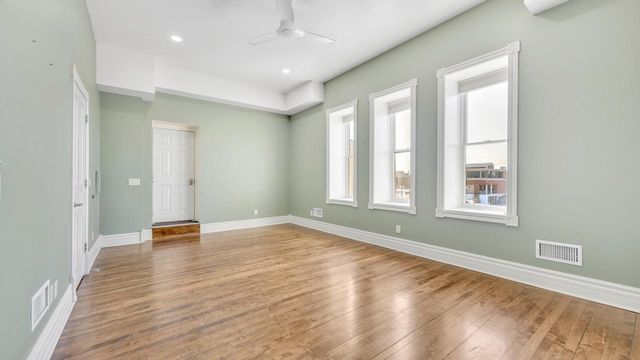 810 S 8th STREET, Manitowoc, WI 54220