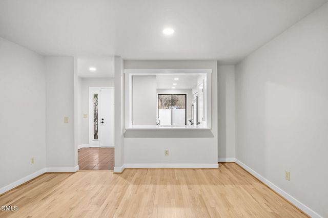 14 Tottenham Lane, Chapel Hill, NC 27517