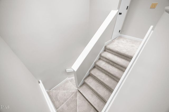 14 Tottenham Lane, Chapel Hill, NC 27517