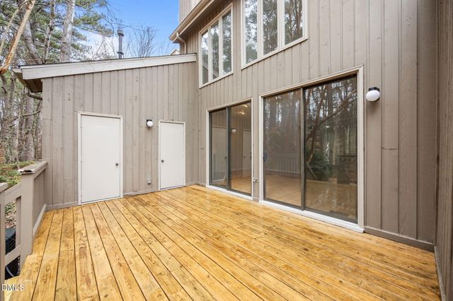 14 Tottenham Lane, Chapel Hill, NC 27517