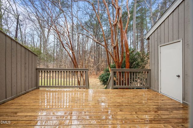 14 Tottenham Lane, Chapel Hill, NC 27517