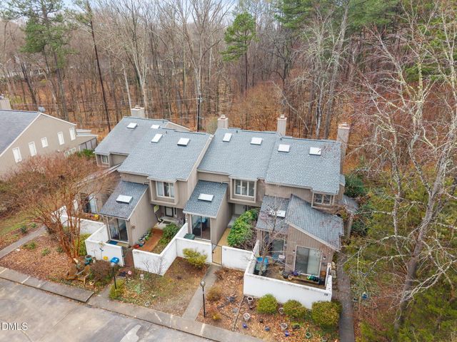 14 Tottenham Lane, Chapel Hill, NC 27517