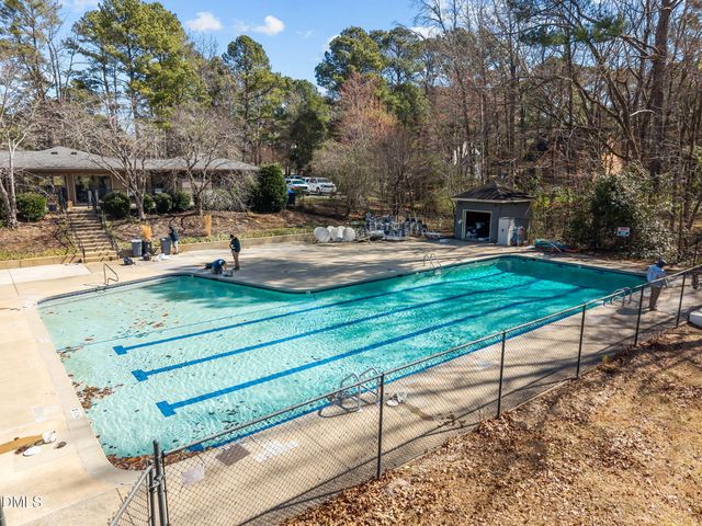 14 Tottenham Lane, Chapel Hill, NC 27517