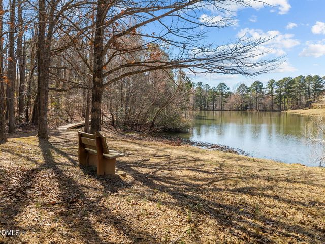 14 Tottenham Lane, Chapel Hill, NC 27517