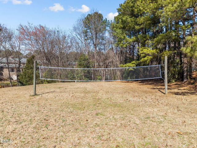 14 Tottenham Lane, Chapel Hill, NC 27517