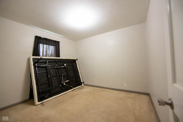 913 E Southport, Indianapolis, IN 46227