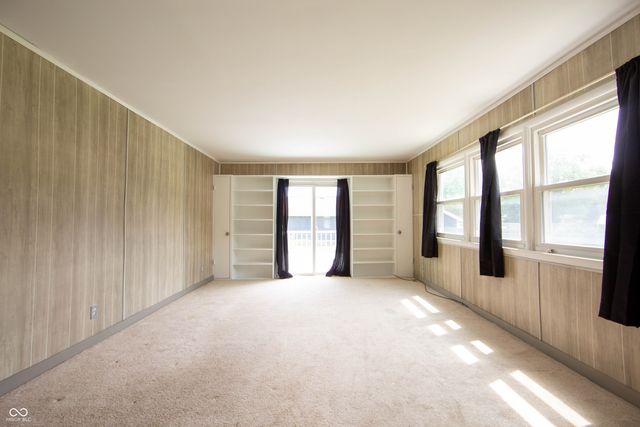 913 E Southport, Indianapolis, IN 46227