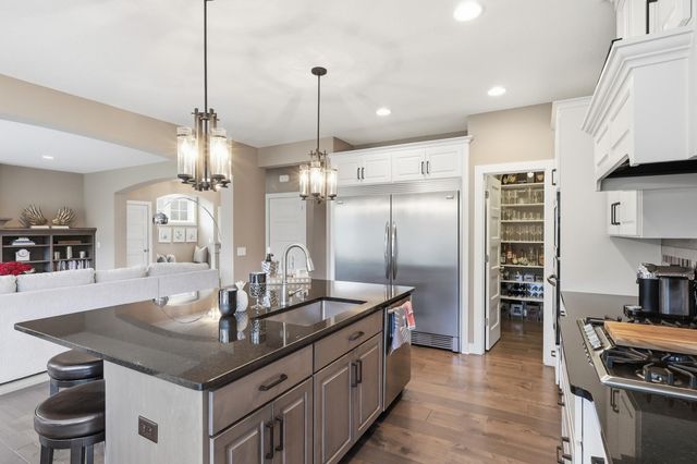 12864 Frost Point Court, Apple Valley, MN 55124