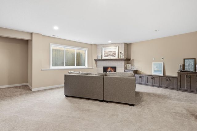 12864 Frost Point Court, Apple Valley, MN 55124