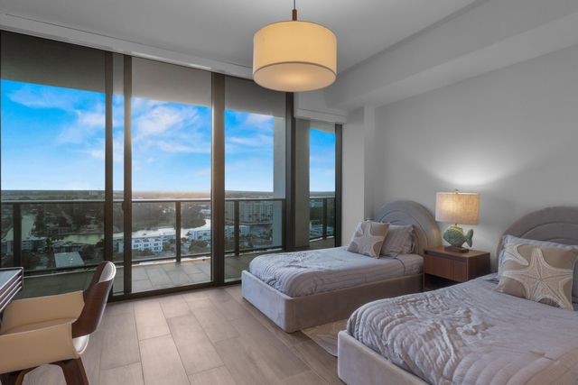 900 N Ocean Boulevard 1904, Pompano Beach, FL 33062