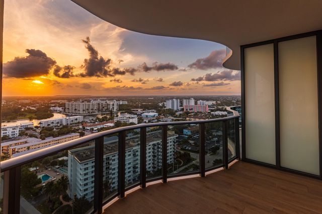 900 N Ocean Boulevard 1904, Pompano Beach, FL 33062