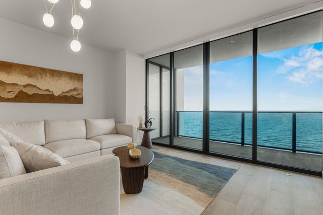 900 N Ocean Boulevard 1904, Pompano Beach, FL 33062