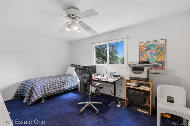 30752 Woodstream Court, Farmington Hills, MI 48334