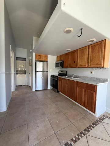 1420 N Andrews Avenue, Fort Lauderdale, FL 33311