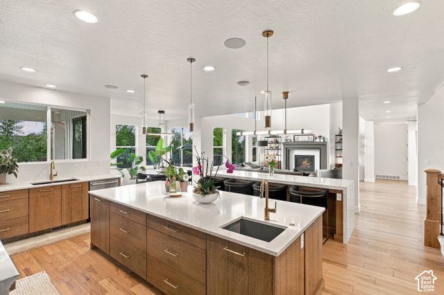 576 S 1450 W, Farmington, UT 84025
