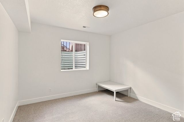 576 S 1450 W, Farmington, UT 84025