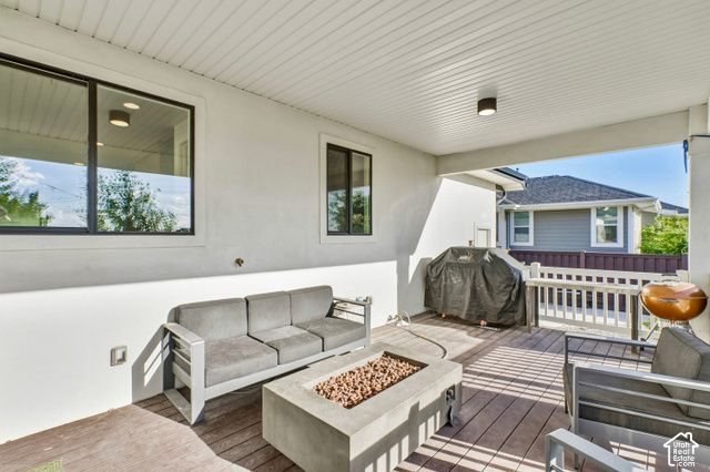 576 S 1450 W, Farmington, UT 84025
