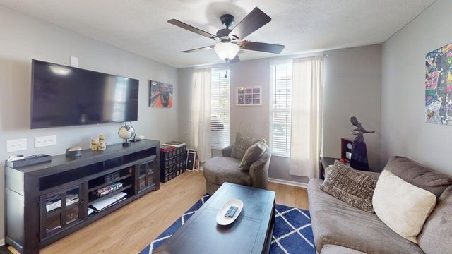 326 Shadbush Drive, Blacklick, OH 43004
