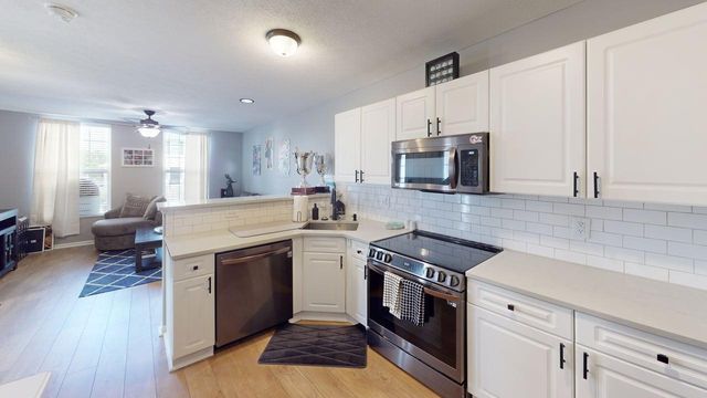 326 Shadbush Drive, Blacklick, OH 43004
