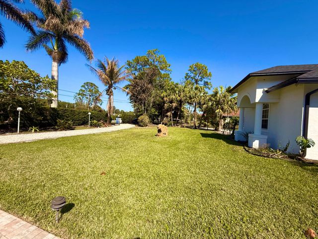 13964 N 69th St Street N, The Acreage, FL 33412