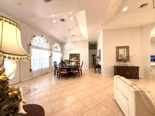 13964 N 69th St Street N, The Acreage, FL 33412