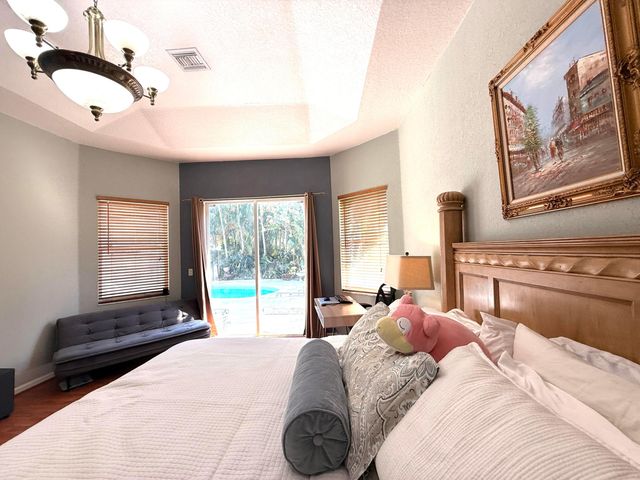 13964 N 69th St Street N, The Acreage, FL 33412