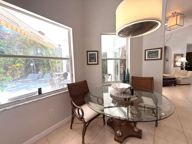 13964 N 69th St Street N, The Acreage, FL 33412