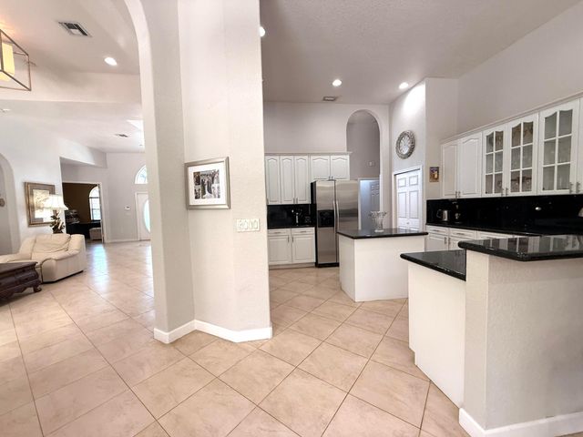 13964 N 69th St Street N, The Acreage, FL 33412