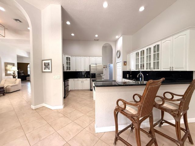 13964 N 69th St Street N, The Acreage, FL 33412