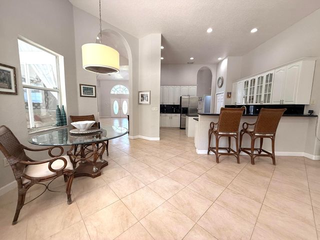 13964 N 69th St Street N, The Acreage, FL 33412